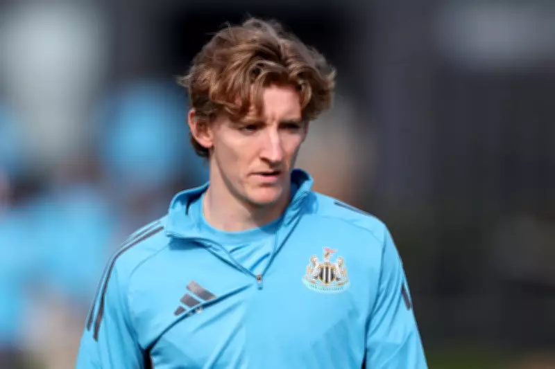 Anthony Gordon Slams Pundits Rooney and Shearer Over 'Nonsense' Comments