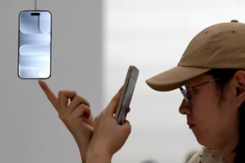 Apple Stands Firm on Liquid Glass iPhone Design Despite User Backlash