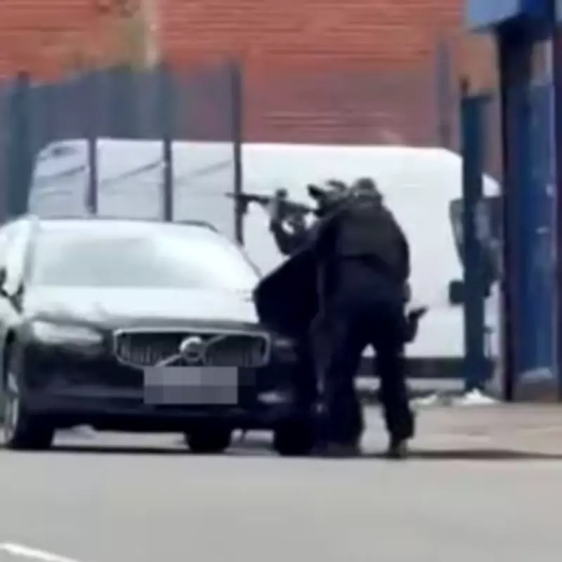 Armed Counter-Terror Police Deploy in Bury Street Incident