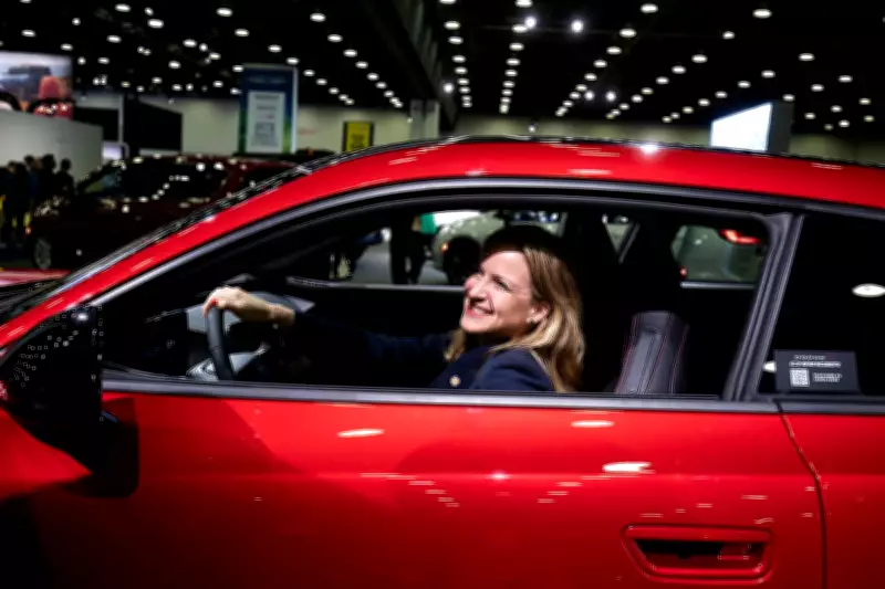 Auto Loan Refinancing Guide: When to Act and Potential Savings Revealed