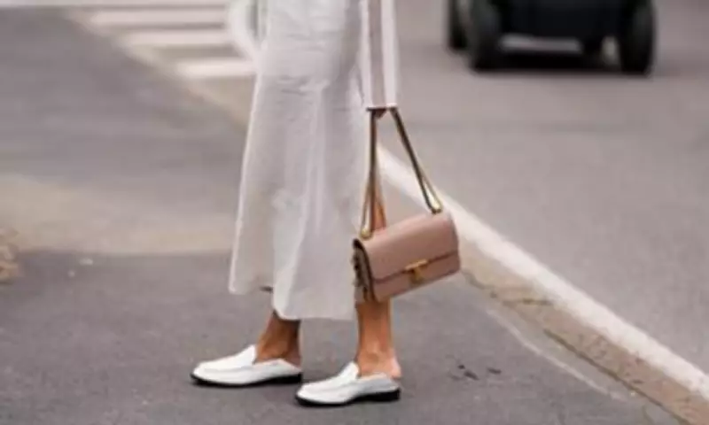 Backless Loafers: The Polished Spring Shoe Replacing Trainers