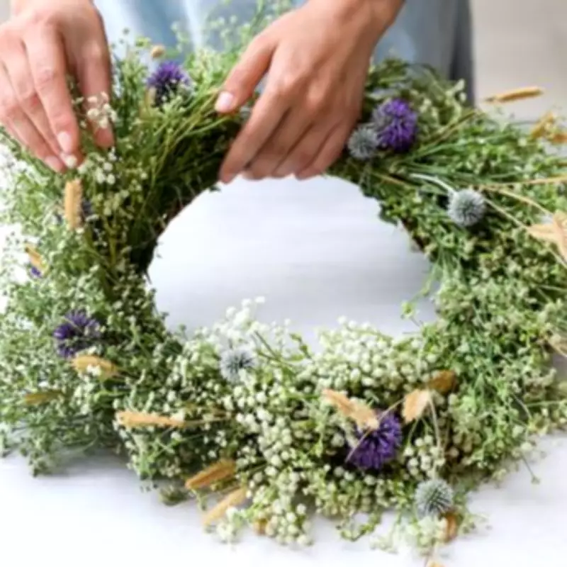 B&M's £12 Purple Floral Wreath Adds Elegance to Spring Home Decor