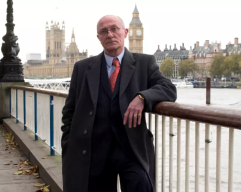 Bobby Cummines: From Gangster to OBE, the Journey of a Reformed Criminal