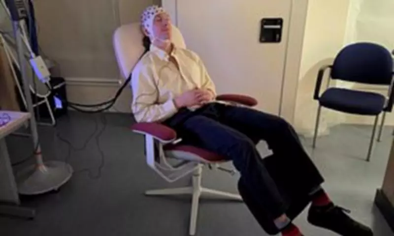 British Aiora Chair Creates Altered States of Mind, Scientists Confirm