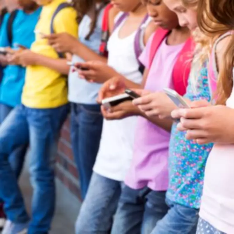 Brits Demand Social Media Ban for Under-16s Following Landmark Poll