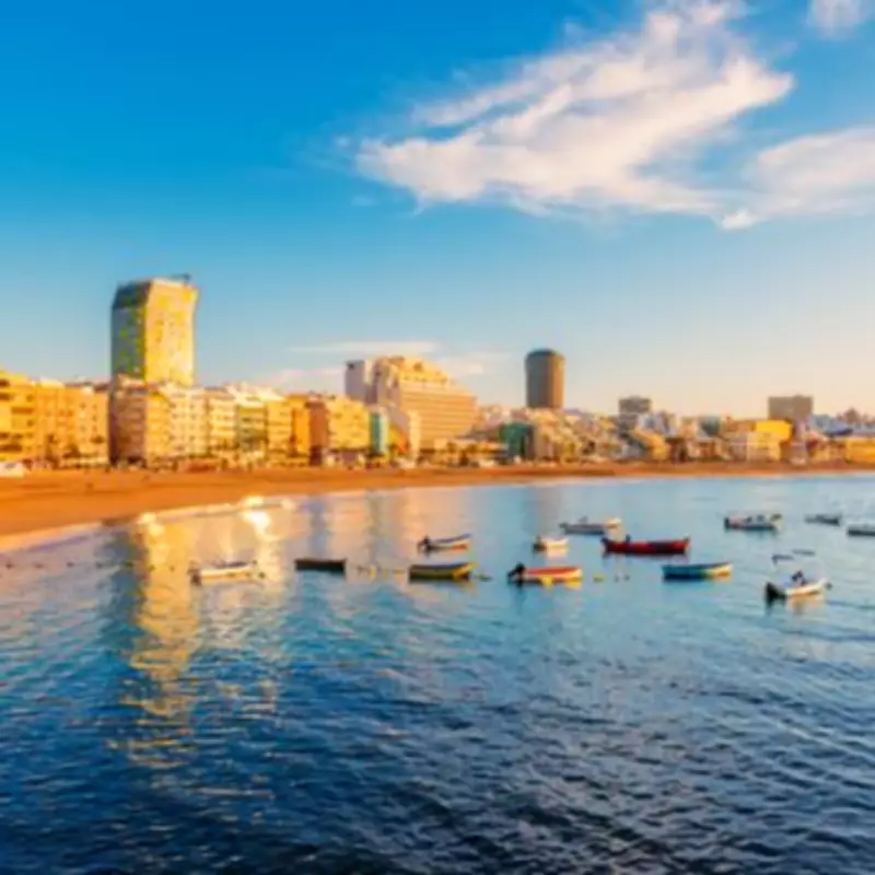 Canary Islands Issue Health Alert for Six Tourist Groups Amid Saharan Dust Storm
