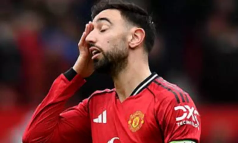 Carrick Defends Fernandes' On-Pitch Frustrations as Team-Building Tool