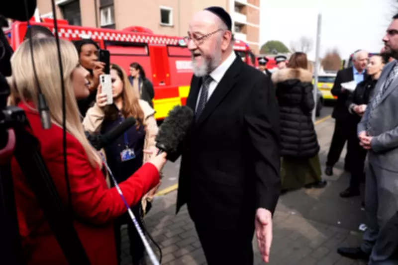 Chief Rabbi Vows British Jews Won't Be Intimidated After Golders Green Arson Attack