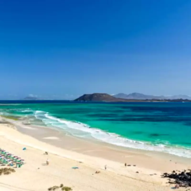 Corralejo: £27 Flights & £1.70 Pints in 21C March Sun
