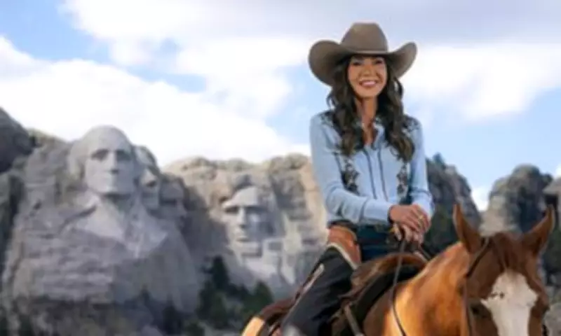 Criminal Probe Targets Noem, Lewandowski Over DHS No-Bid Contracts