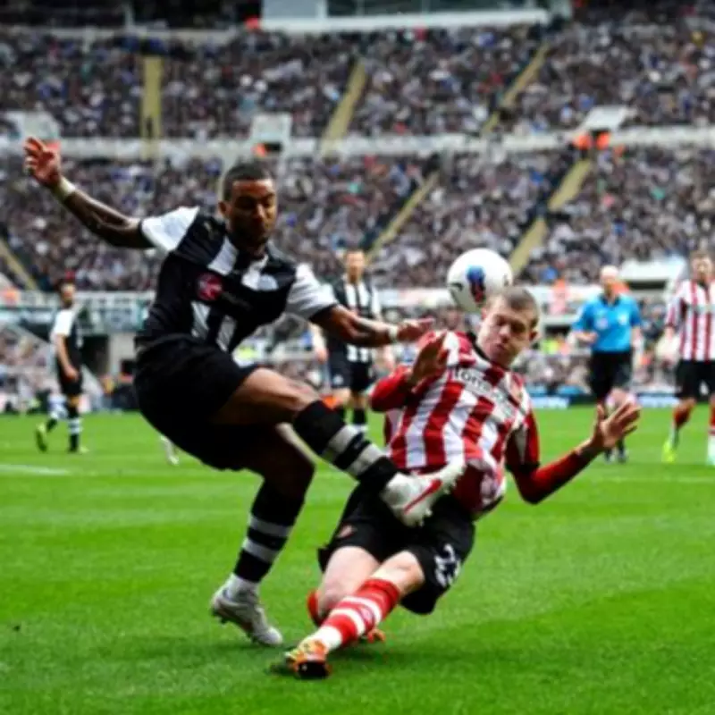 Danny Simpson Recalls Tyne-Wear Derby Clash: 'I Smashed My Friend Welbeck'