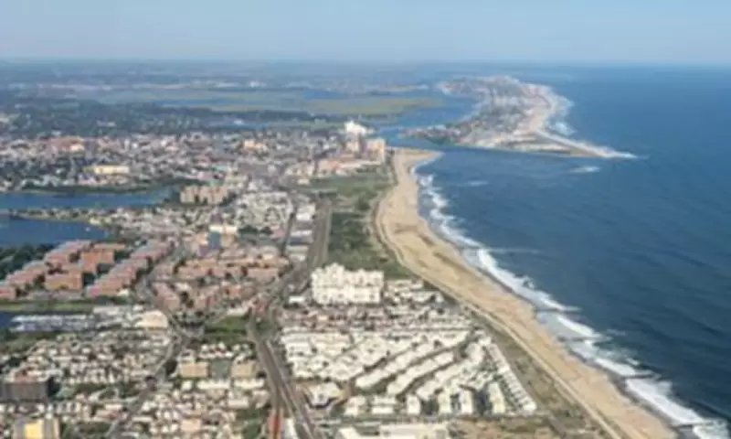 Dead Whale Sparks Explosion Fears at New York Beach, Public Urged to Stay 300 Feet Away