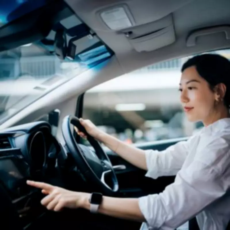 Drivers Face £1,000 Fines for Phone Use at Traffic Lights