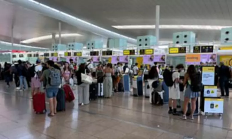 Easter Travel Chaos: Spain Strikes & UK Gridlock as New EU Border System Looms