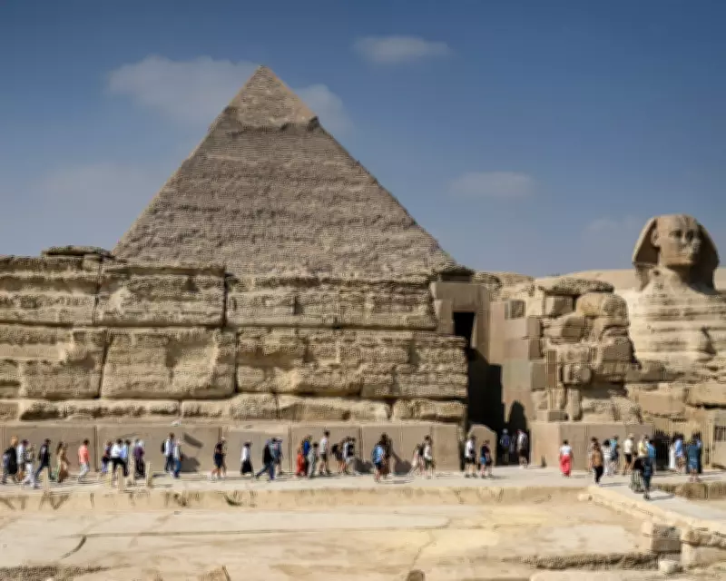 EasyJet Warns of Summer Fare Hikes as Middle East Conflict Hits Bookings