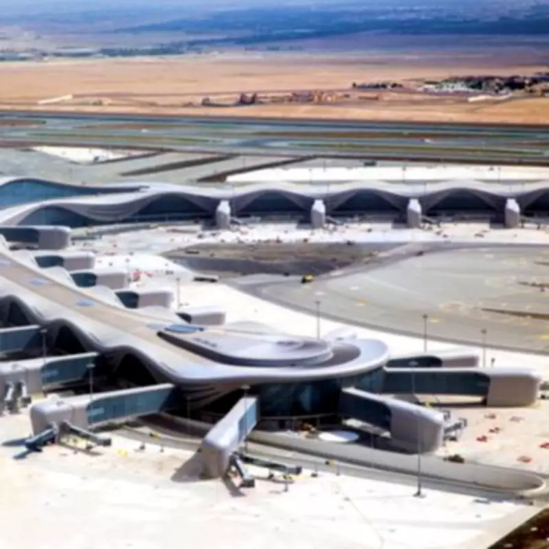 Etihad Airways Suspends All Flights to Abu Dhabi, Stranding 100,000 British Travellers