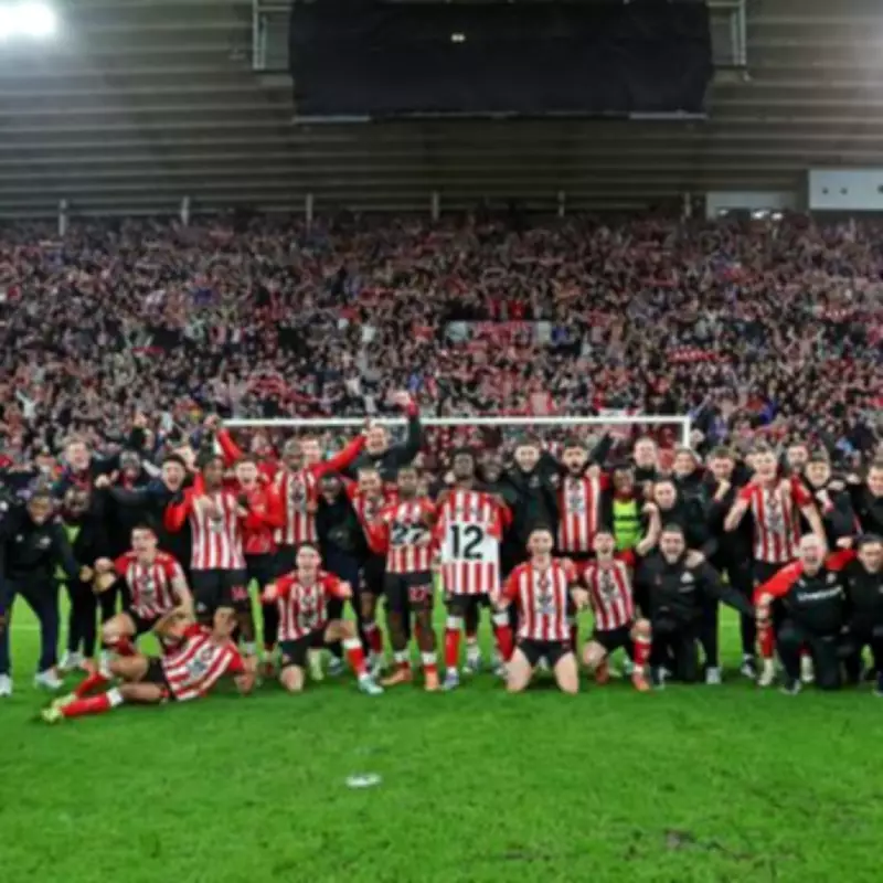 Ex-Newcastle Star Backs Sunderland's Derby Banter and Team Photo Gesture