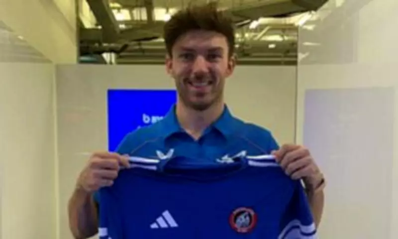 F1 Star Pierre Gasly Sponsors Tiny Sunday League Football Team Shottery United