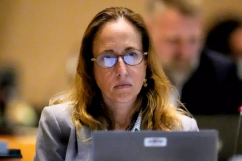 FDA Drug Official Seeks to Hire Friend Pushing Antidepressant Warning