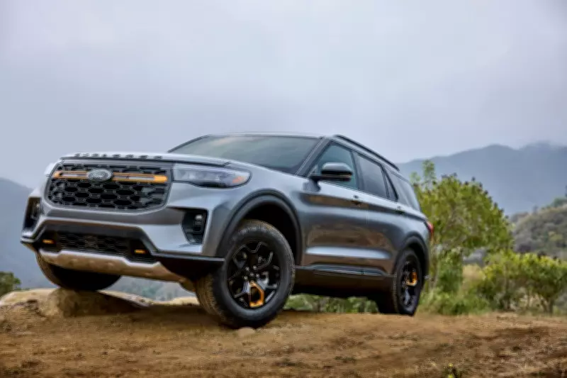 Ford Explorer vs Nissan Pathfinder: Edmunds' Verdict on the Ultimate Family SUV