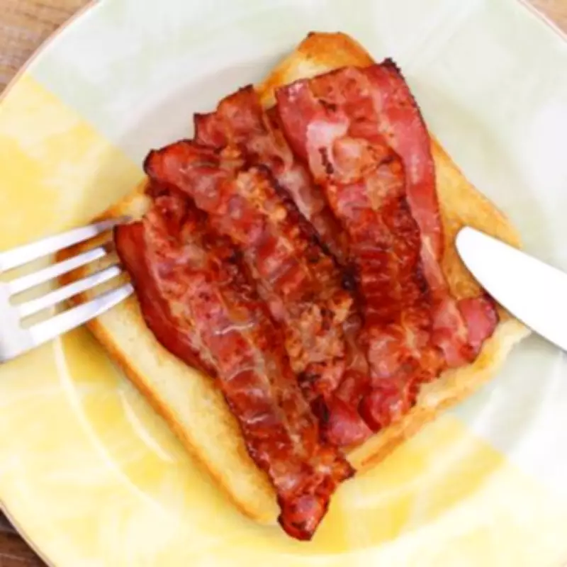 French Chef's Cold Pan Method for Perfectly Crispy Bacon Revealed