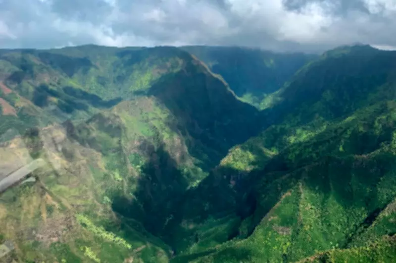 Global News Roundup: Hawaii Crash, Iranian Tribute, and Diplomatic Moves