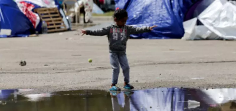 Global Photo Diary: Eid Preparations, Conflict, and Humanoid Art