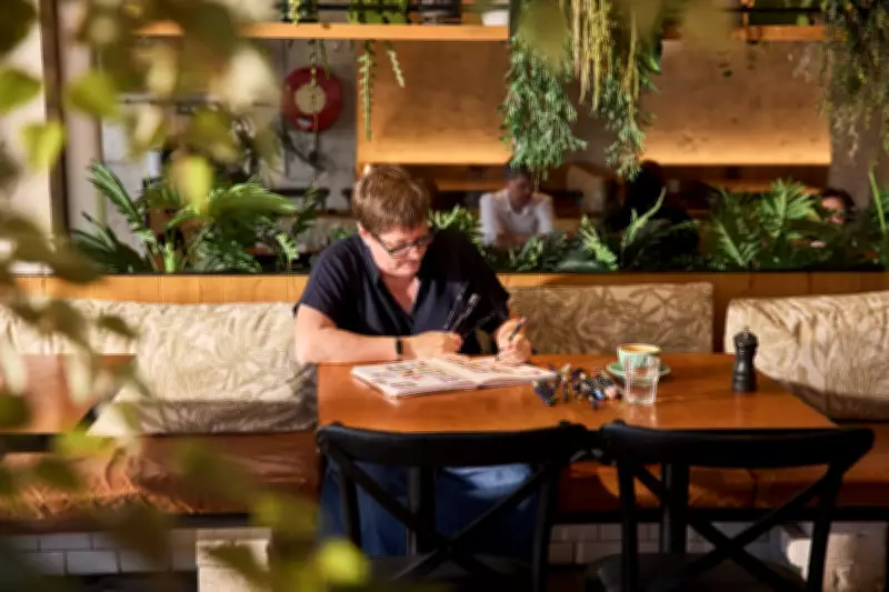 Global Sketching Challenge: Artists Draw 100 People in a Week