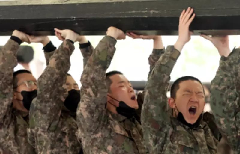 Global Snapshot: From Conflict to Celebration in Wednesday's Photos