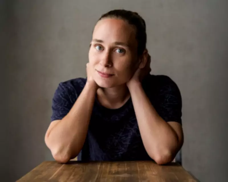 Gloria Don't Speak Review: A Tender Portrait of Learning Disability