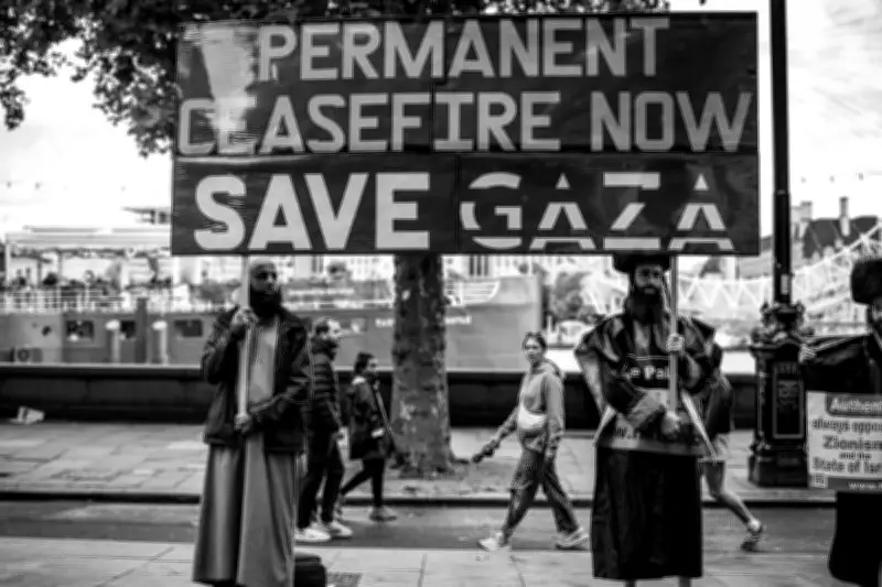 Grayson Perry and Es Devlin Lead Charity Auction for Palestine Relief Fund