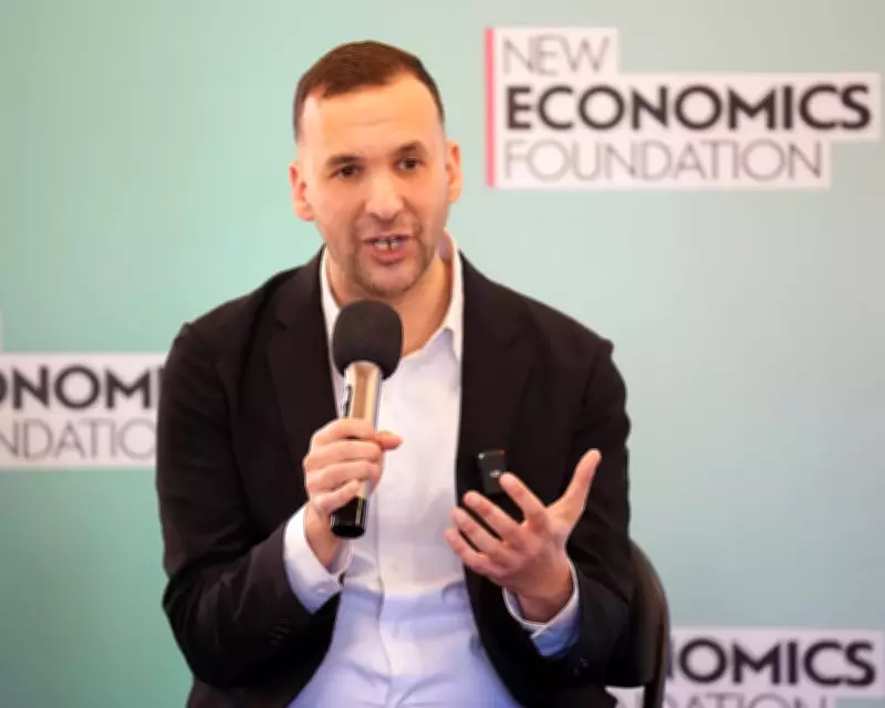 Green Leader Polanski Outlines Radical Economic Vision as Alternative to Labour