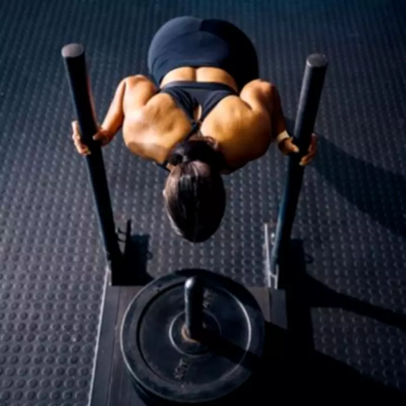 Gym influencer's 'side-eye' accusation backfires as man in video responds