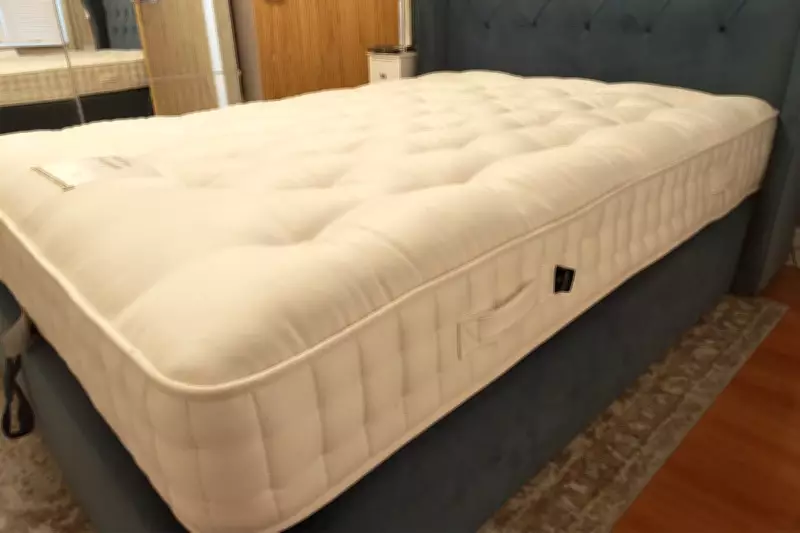 Harrison Spinks Grassington 5750 Mattress Review: A Game-Changer for Combination Sleepers