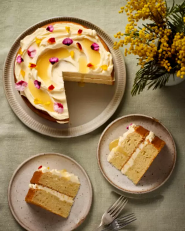 Helen Goh's Lemon Curd Layer Cake: A Perfect Mother's Day Bake