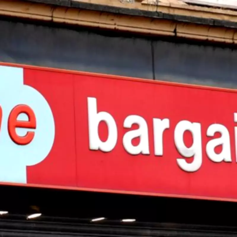 Home Bargains' £6 Floating Shelf Rivals B&Q's £20 Stylish Option