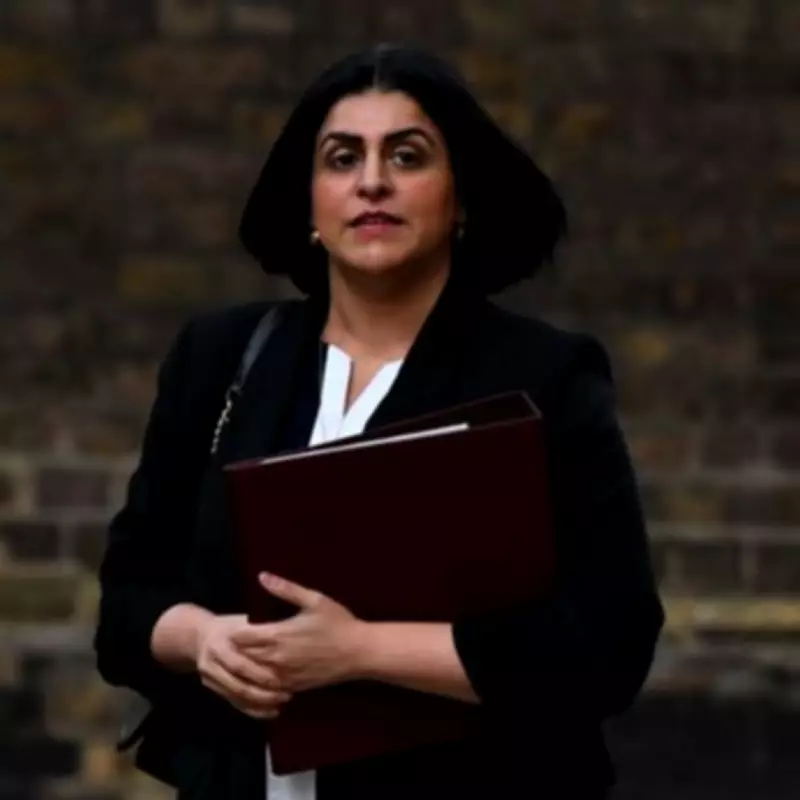 Home Secretary Mahmood Unveils Migration Overhaul with Stark Farage Warning