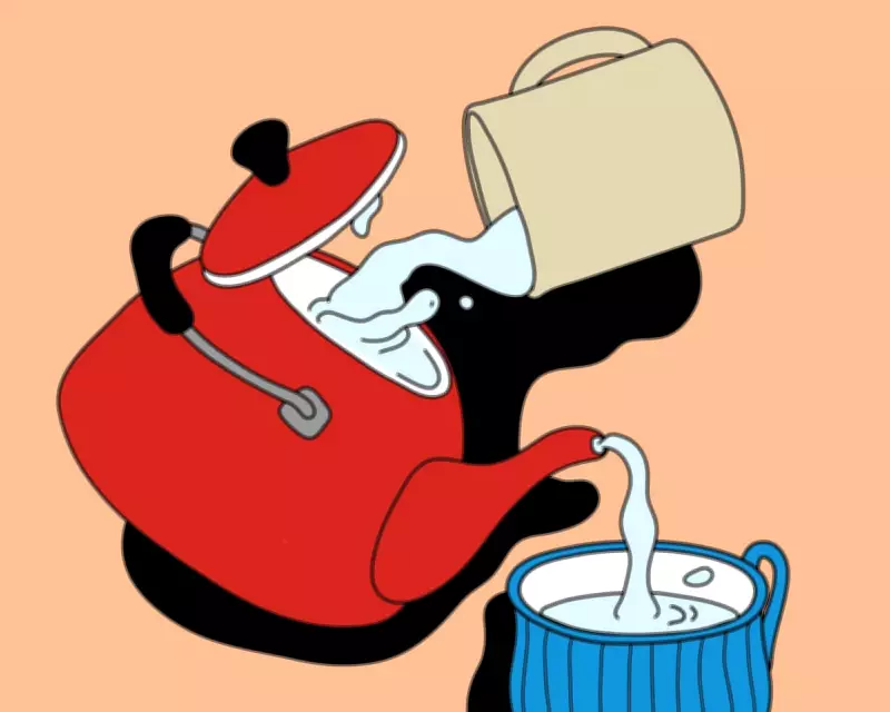 Household Dispute: Should a Housemate Stop Warming Her Mug with Kettle Water?