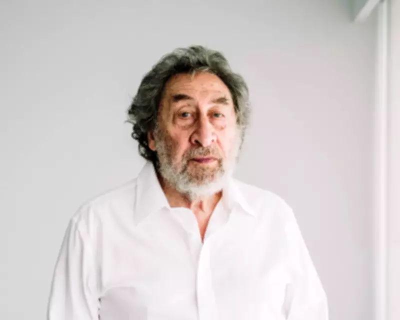 Howard Jacobson's 'Howl' Review: A Tragicomic Tale of Jewish Despair in London