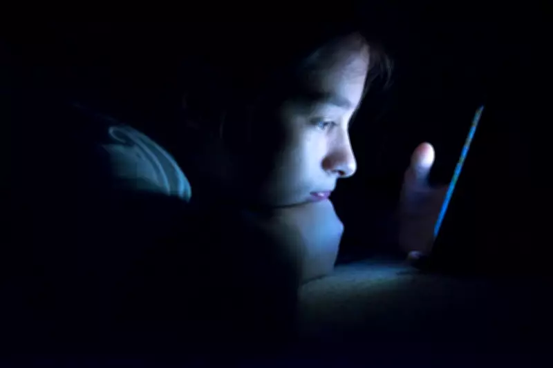 Imperial College Study Links Heavy Social Media Use to Teen Anxiety via Sleep Disruption