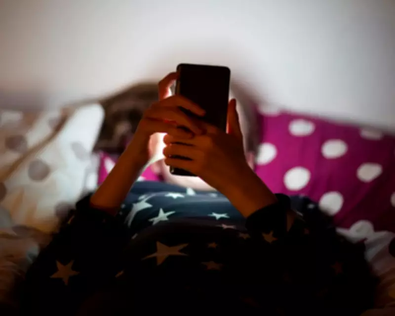 Imperial College Study: Social Media Use in Childhood Linked to Teen Depression