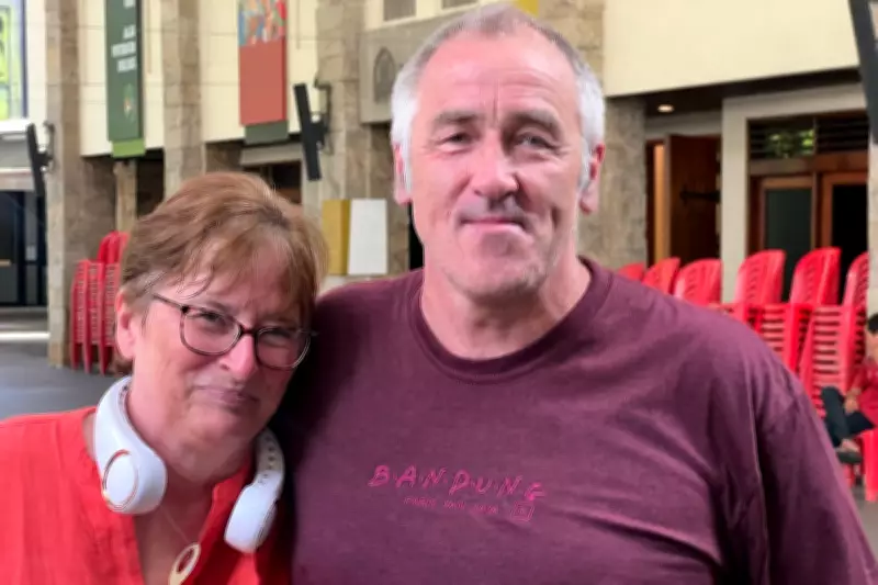 Iran Conflict Halts Gulf Travel: Dubai on UK No-Go List, Stranding Tourists