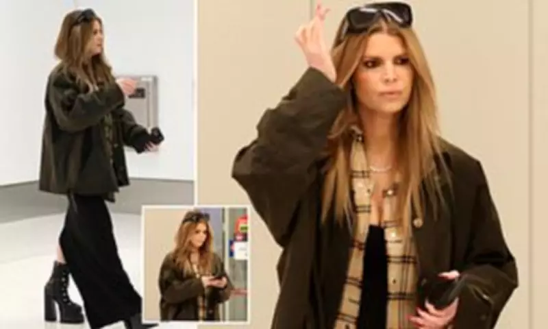 Jessica Simpson's Gothic Airport Look Follows Heartfelt Dad Tribute