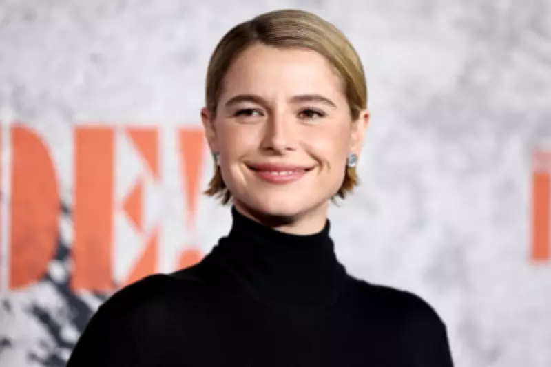 Jessie Buckley Clarifies Cat Controversy Amid Oscar Campaign Scrutiny