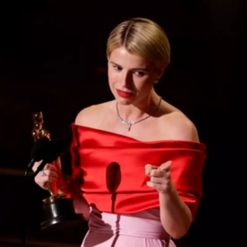 Jessie Buckley Wins Best Actress Oscar with Emotional Tribute to Family