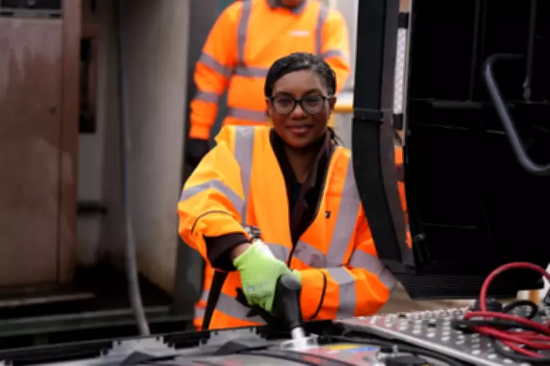 Kemi Badenoch Accuses PM of Cover-Up in Mandelson Appointment Files