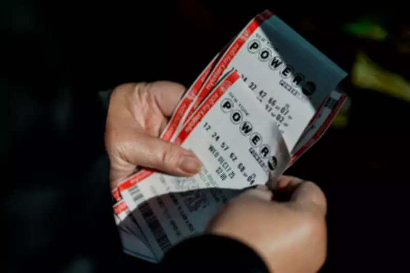 Kentucky Powerball Winner Arrested for Burglary After $167m Jackpot