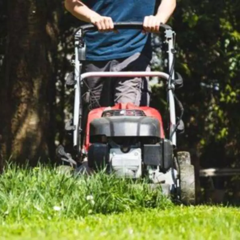 Lawnmower Noise Fines: Weekend Restrictions Stricter Than Weekdays