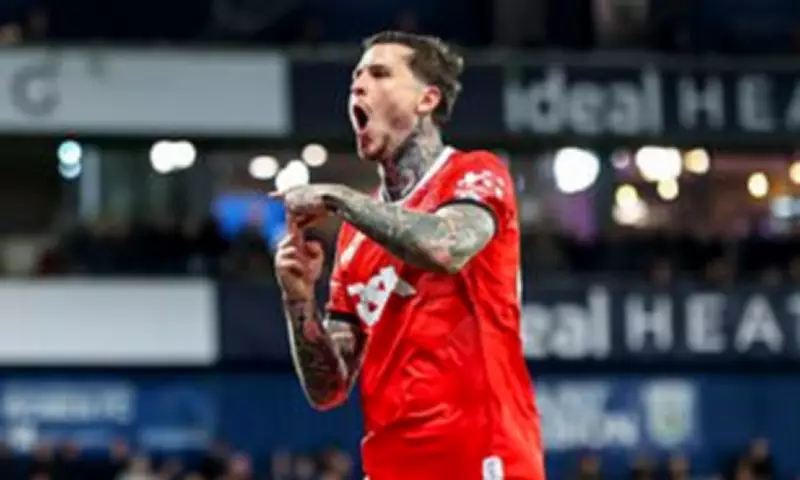 Leicester City and Millwall Target Scotland Striker Lyndon Dykes for Summer Move