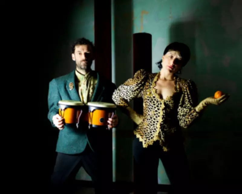 Madeleine's 'Diagonale des Yeux' Album Review: A Haunting Sonic Journey